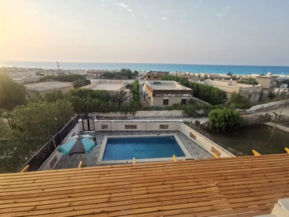 شاليه أول علوي فيو بحر ثالث صف